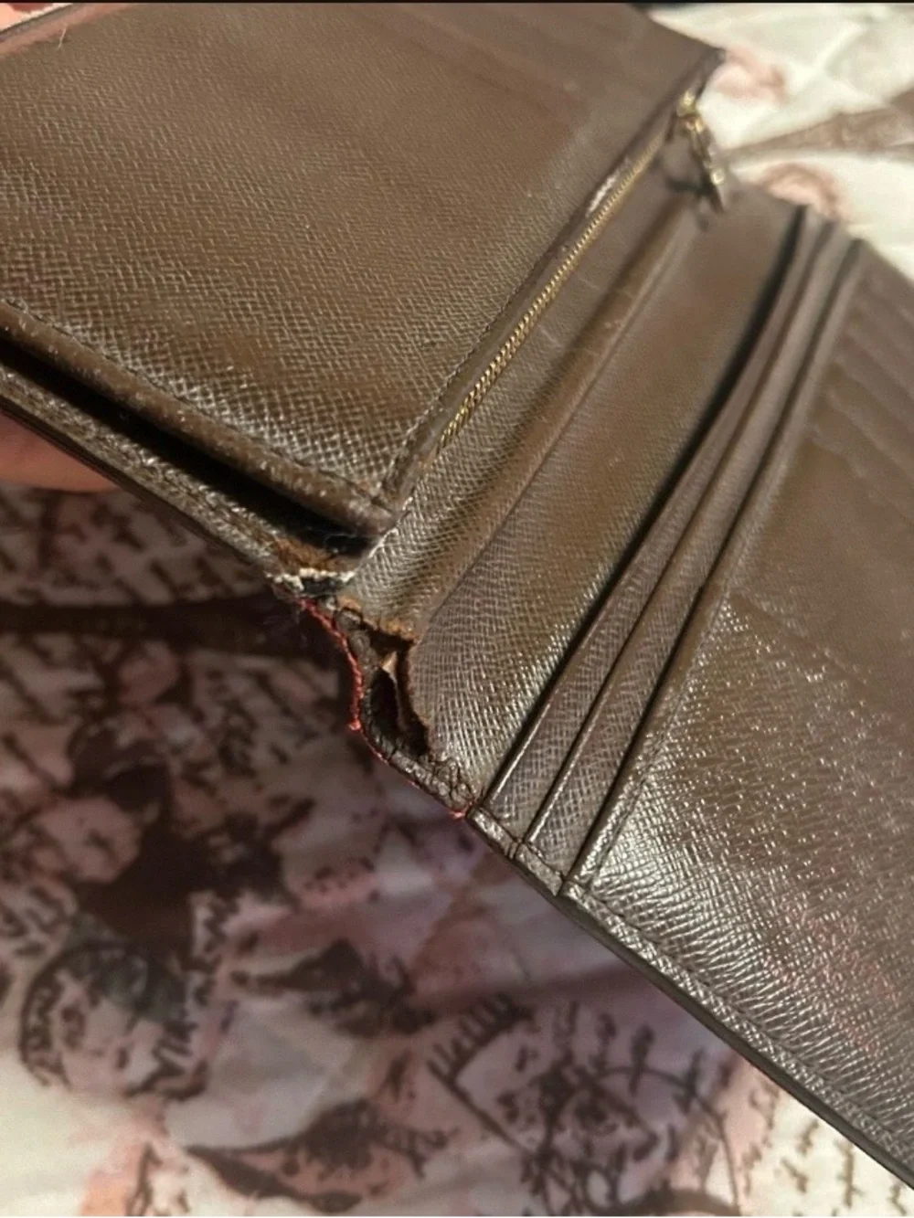 LV Damier Wallet